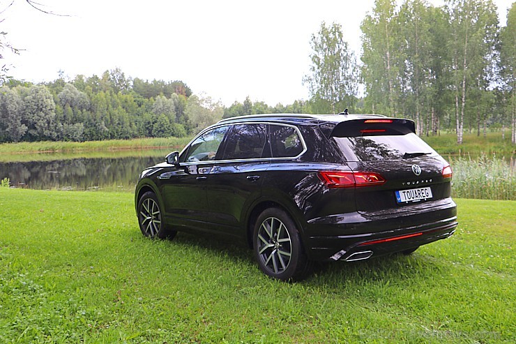 Travelnews.lv ar jauno «Volkswagen Touareg» apceļo Rūjienas novadu 228030