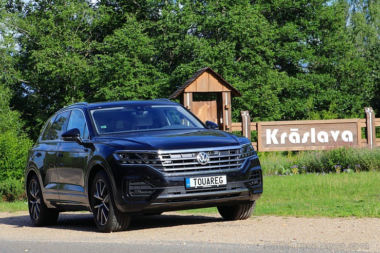 Travelnews.lv ar jauno «Volkswagen Touareg» apceļo Krāslavas novadu Latgalē