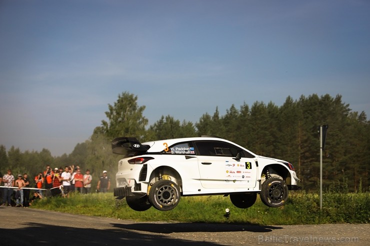 Igaunijā norisinās gada lielākais autosporta pasākums - Shell Helix Rally Estonia. Foto: Gatis Smudzis 228217
