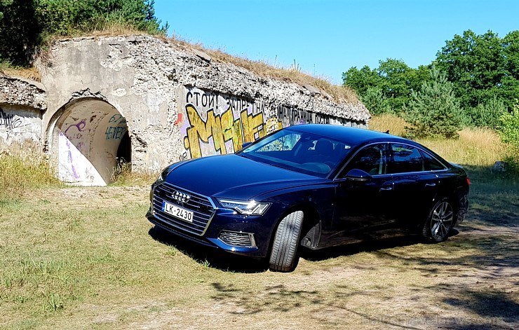 Travelnews.lv ar jauno Audi A6 iepazīst Ziemeļu fortus Liepājā 