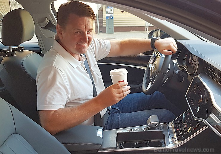 Travelnews.lv ar jauno Audi A6 apceļo vēju pilsētu Liepāju 229240