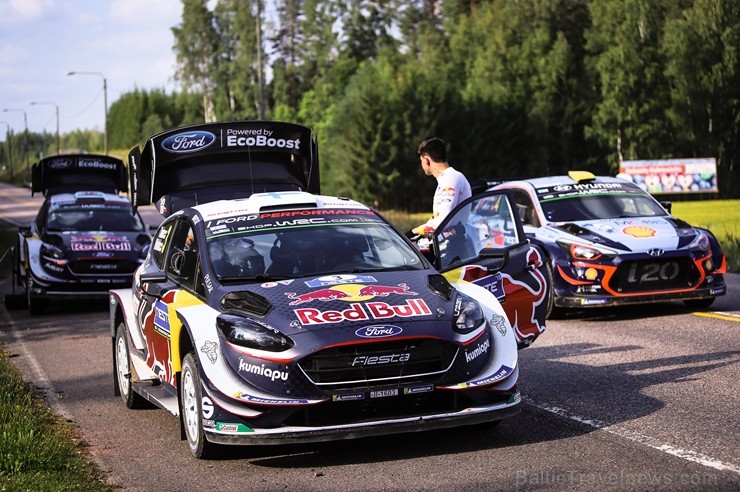 Somijas rallijā Neste Rally Finland 2018 aktīvi cīnās par uzvaru. Foto: Gatis Smudzis 229345