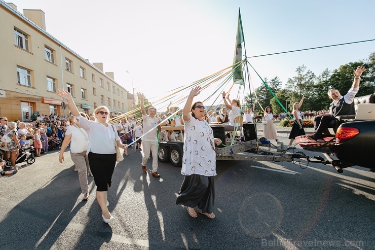 Valmierā lustīgi nosvin pilsētas svētkus