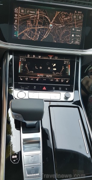 Piecu zvaigžņu viesnīcā «Grand Poet by Semarah Hotels» prezentē jauno «Audi Q8» 229771