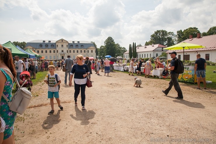 Krāslavā aizvada Starptautisko kulinārā mantojuma festivālu 229867