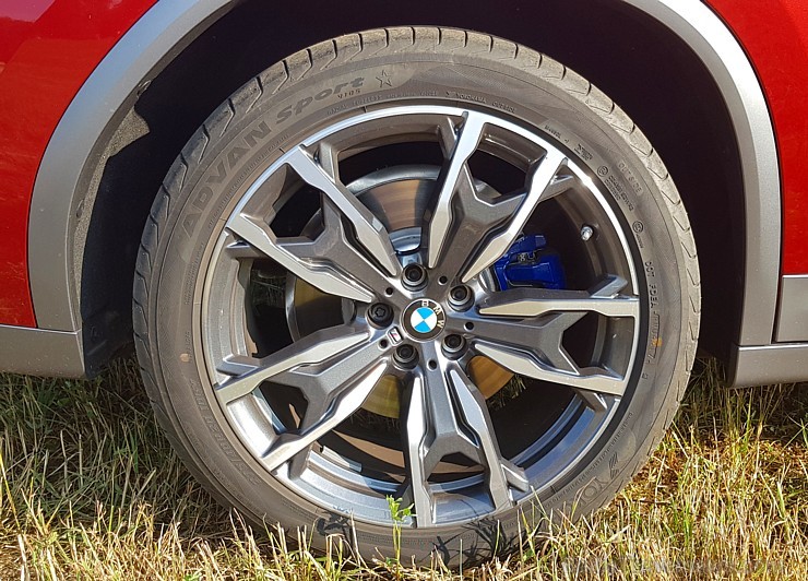 Travelnews.lv apceļo Vidzemi ar jauno «BMW X4»