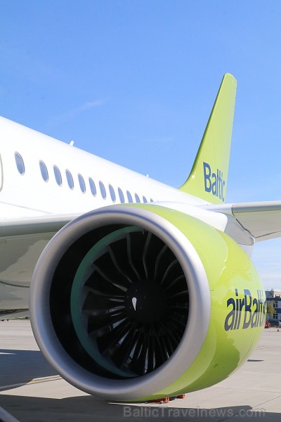 Travelnews.lv iepazīst «airBaltic» jauno lidmašīnu «Airbus A220-300». Atbalsta: Starptautiskā lidosta «Rīga» Travelnews.lv iepazīst «airBaltic» jauno lidmašīnu «Airbus A220-300». Atbalsta: Starptautiskā lidosta «Rīga» 230995
