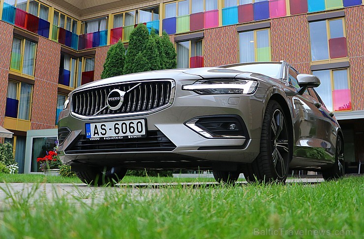 Travelnews.lv apceļo Sēliju ar jauno un jaudīgo «Volvo V60» un nakšņo «Kurshi Hotel & Spa»