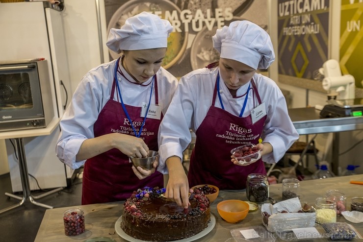 Ar Latvijas kulinārā piedāvājuma pārbagātību varēja iepazīties «Riga Food 2018»