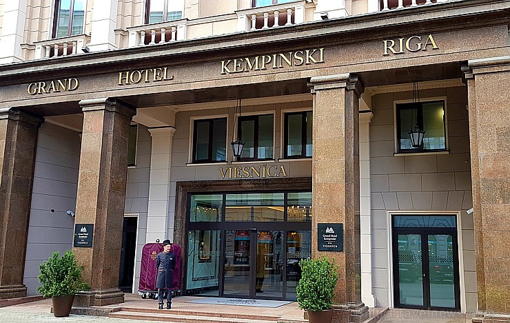 Viesnīcas «Grand Hotel Kempinski Rīga» restorāns «Amber» piedāvā jaunu konceptu «Vēlās brokastis ar ģimeni»