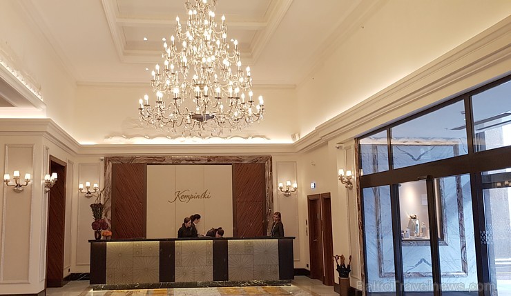 Viesnīcas «Grand Hotel Kempinski Rīga» restorāns «Amber» piedāvā jaunu konceptu «Vēlās brokastis ar ģimeni» 234495