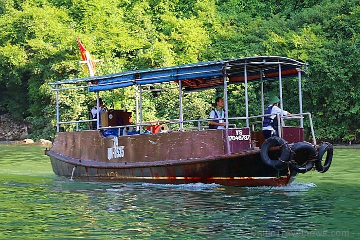 Vjetnamas Halongas līcī ik dienas dodas 650 kruīzu kuģi un zvejnieku laivas. Sadarbībā ar 365 brīvdienas un Turkish Airlines 235619