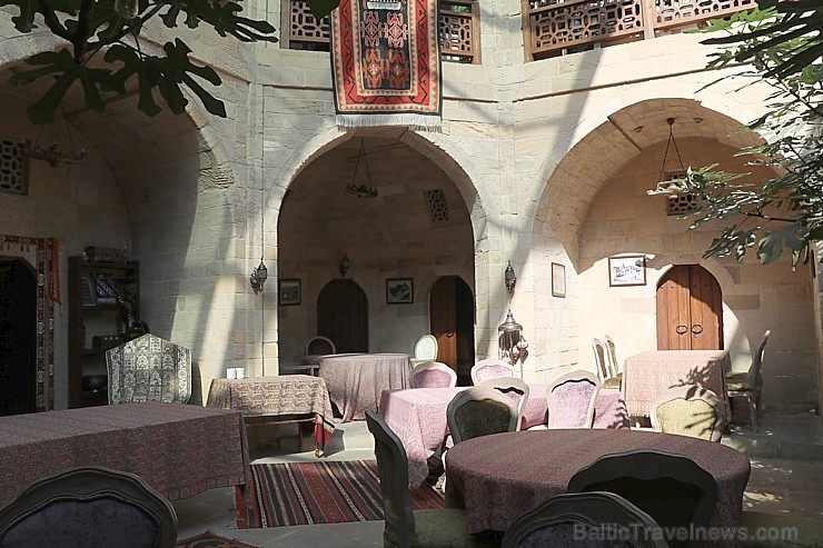Travelnews.lv izbauda Baku restorāna «Mugam Club» pusdienu viesmīlību 235844