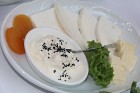 Travelnews.lv izbauda Baku restorāna «Mugam Club» pusdienu viesmīlību 9