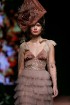 «Amoralle» kaislīgi un sievišķīgi demonstrē jauno kolekciju «Riga Fashion Week» modes skatē 35