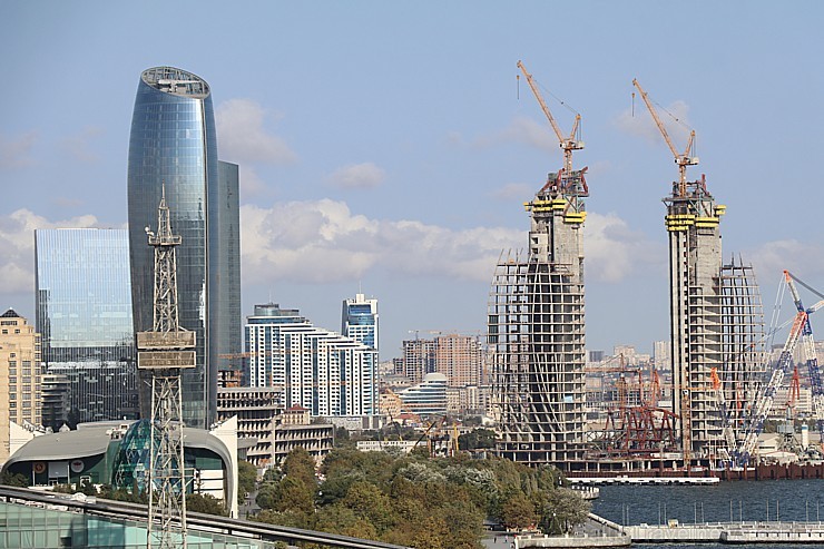 Jaunavas tornis vecpilsētā ir galvenais Baku simbols ar burvīgu pilsētas panorāmas skata laukumu. Sadarbībā ar Latvijas vēstniecību Azerbaidžānā un tū 236622
