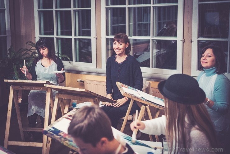 Leģendu nakts ietvaros ikviens baudīja iespēju iepazīt un izjust Cēsu pilsmuižas iemītnieku sadzīvi 18.-19. gadsimtā. Foto: Cēsu pils apmeklētāju cent