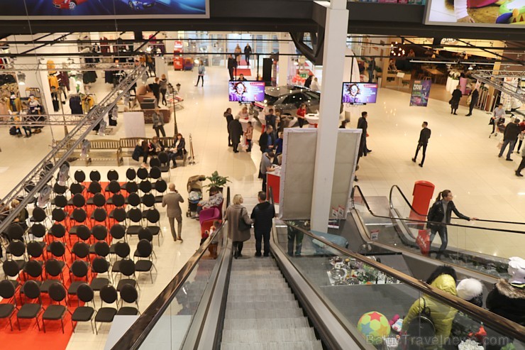 Travelnews.lv apmeklē Baltijas lielākā lielveikala «Elkor» klientu privilēģiju dienas