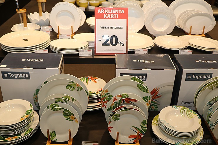 Travelnews.lv apmeklē Baltijas lielākā lielveikala «Elkor» klientu privilēģiju dienas