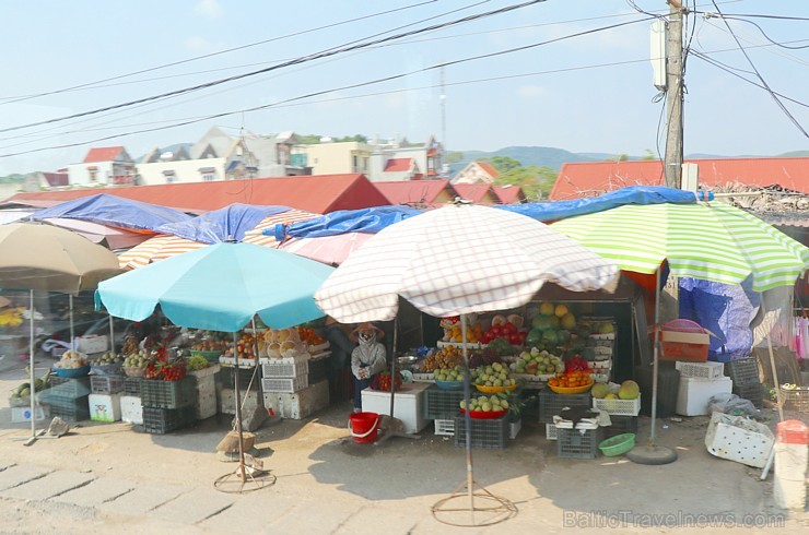 Travelnews.lv apmeklē ikdienišķu mazpilsētas tirgu Ziemeļvjetnamā. Sadarbībā ar 365 brīvdienas un Turkish Airlines