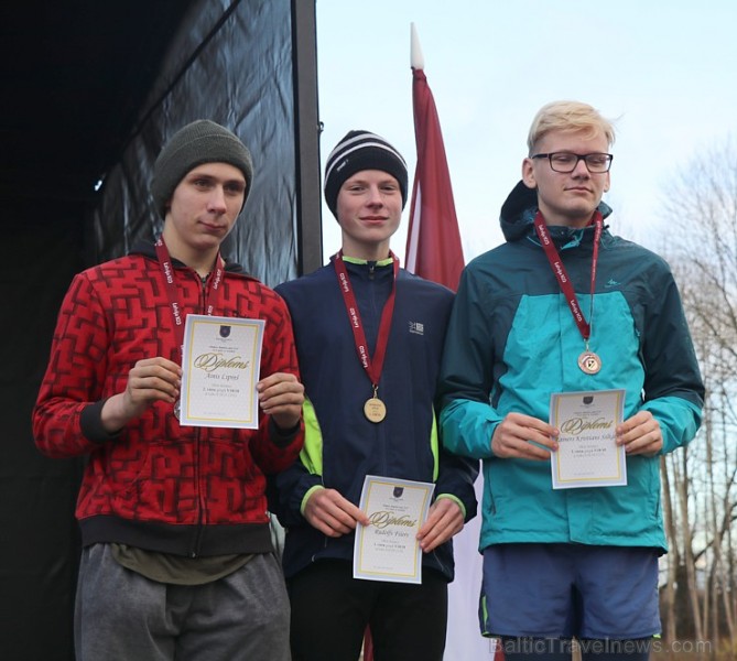 Tradicionālais skrējiens «Rembates apļi» 18.novembrī pulcē 200 sportistus 238464