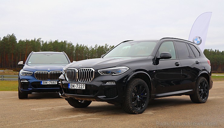Travelnews.lv izmēģina jauno «BMW X5» meža smilšu ceļos 238630