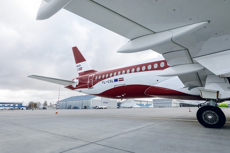 Latvijas nacionālā lidsabiedrība «airBaltic» 18. novembrī pirmo reizi piedalījās svinīgajā parādē ar «Airbus A220-300» lidmašīnu, kuru rotā sarkanbalt 238713