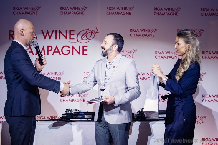 Festivāls Riga Wine & Champagne pulcēja pasaules vadošos vīna ekspertus, lai gardēžiem un vīnmīļiem no visas Baltijas piedāvātu izglītojošas degustāci 239266