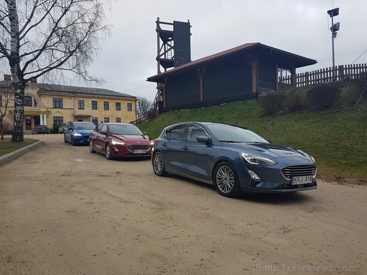 «Ford» Latvijā prezentē «Focus Active» piecdurvju un universāļa versiju 239357