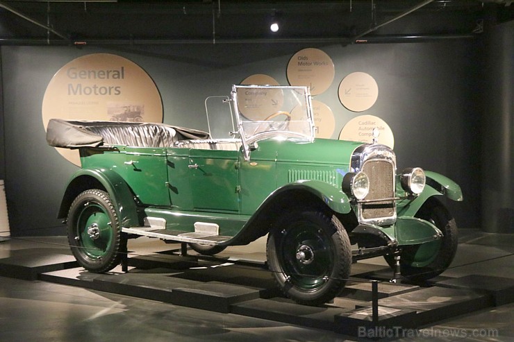 Rīgas Motormuzejs piedāvā izstādi par Latvijas bruņumašīnu no 1918.gada