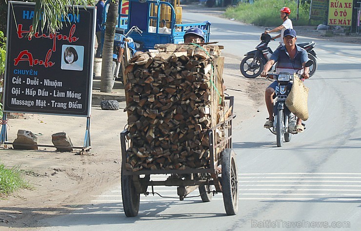 Vjetnamas galvenais transporta līdzeklis ir motorollers. Sadarbībā ar 365 brīvdienas un Turkish Airlines 239905