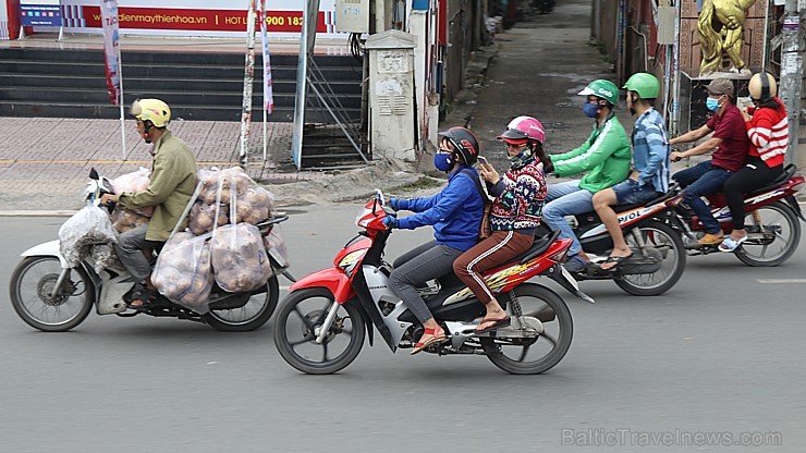Vjetnamas galvenais transporta līdzeklis ir motorollers. Sadarbībā ar 365 brīvdienas un Turkish Airlines 239910