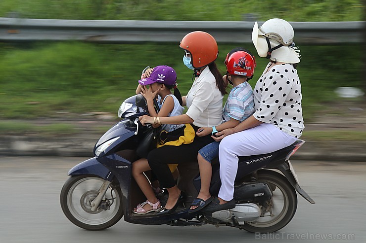 Vjetnamas galvenais transporta līdzeklis ir motorollers. Sadarbībā ar 365 brīvdienas un Turkish Airlines 239928