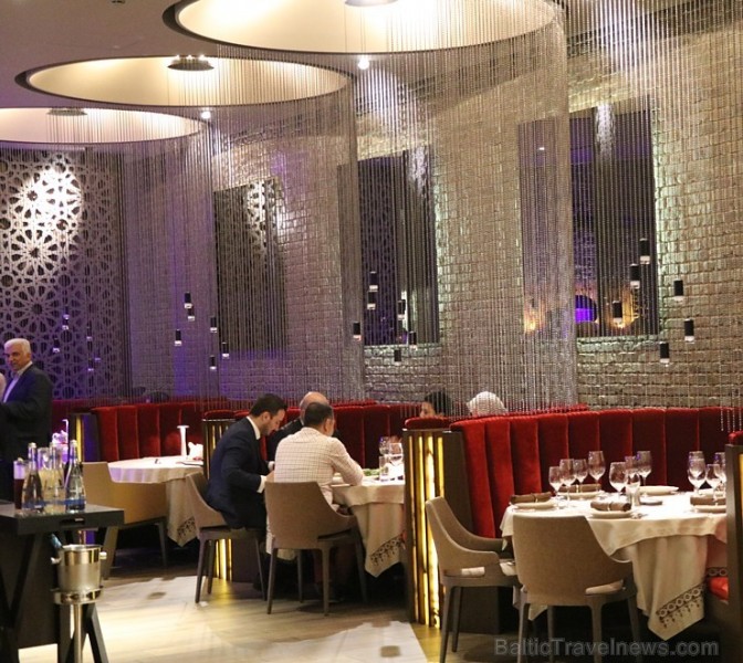 Travelnews.lv iepazīst moderna stila restorānu «Shur» Azerbaidžānas galvaspilsētā. Sadarbībā ar Latvijas vēstniecību Azerbaidžānā un tūrisma firmu «RA 240748