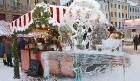 Rīgas Doma laukumā Ziemassvētku tirdziņš piesaista rīdziniekus un pilsētas viesus 8