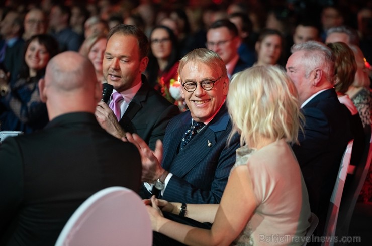 Noslēdzot TV3 20. jubilejas gadu, Latvijas pilsētu tūrē devies TV3 šovs Noslēdzot TV3 20. jubilejas gadu, Latvijas pilsētu tūrē devies TV3 šovs