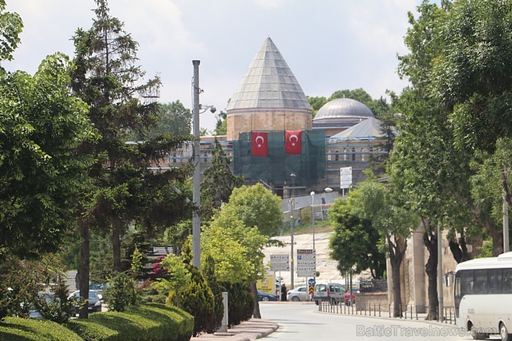 Travelnews.lv iepazīst Konjas pilsētas populārākās vietas ārpus centra. Sadarbībā ar Turkish Airlines