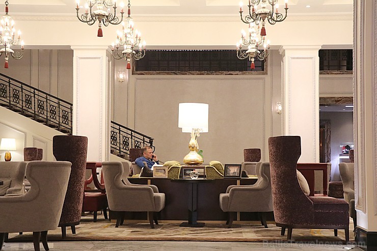 Viesnīcā «Grand Hotel Kempinski Riga»  pie pusdienu galda prezentējas uzņēmums «Moller Baltic Import» 245608