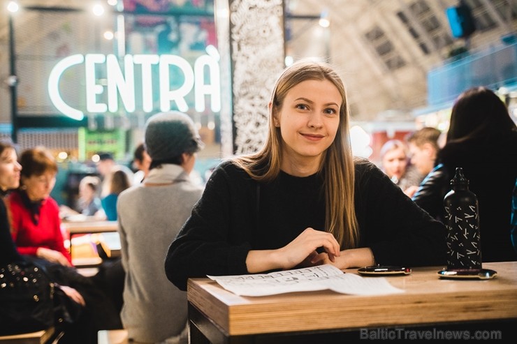 «Centrālais Gastro Tirgus» ir pirmais iekštelpu gastrotirgus Latvijā, kurā vairāk nekā 20 dažādi ēdinātāji un 2 bāri piedāvā viesiem plašu starptautis 246044