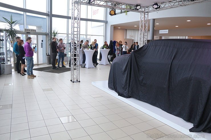 Latvijā pirmo reizi 19.02.2019 tiek prezentēts otrās paaudzes «Range Rover Evoque»