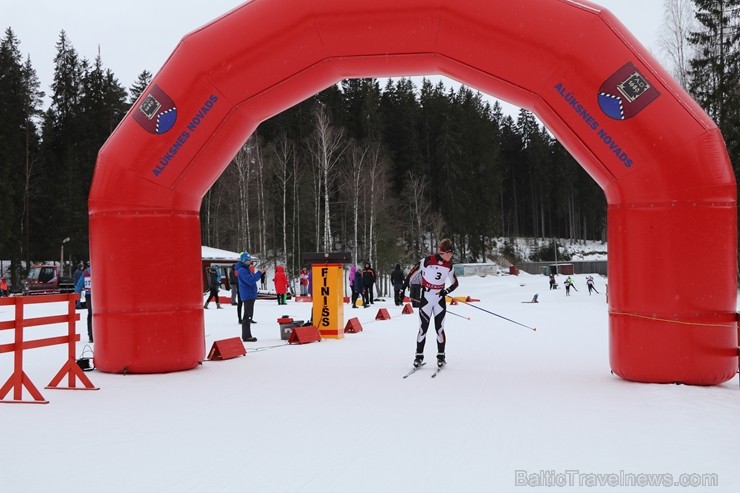 Latvijas biatlona izlases līdera Andreja Rastorgujeva dzimtajā trasē Alūksnes novada ziemas sporta centrā 