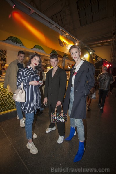 Centrālajā Gastro Tirgū atklāta 2019. gada pavasara Rīgas modes nedēļa, un atklāšanas pasākums vienkopus pulcēja pašus stilīgākos modes fanus 249878