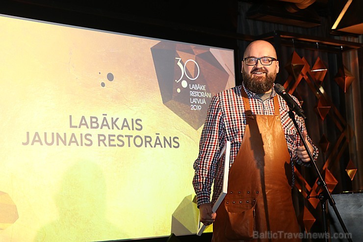 Travelnews.lv piedāvā dažus fotomirkļus no  apbalvošanas ceremonijas «30 labākie Latvijas restorāni 2019» 250566
