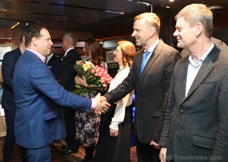 Prāmju kompānija «Tallink Grupp» uz «Romantika» klāja svin 30 gadu jubileju un 13 gadus Latvijā 250646