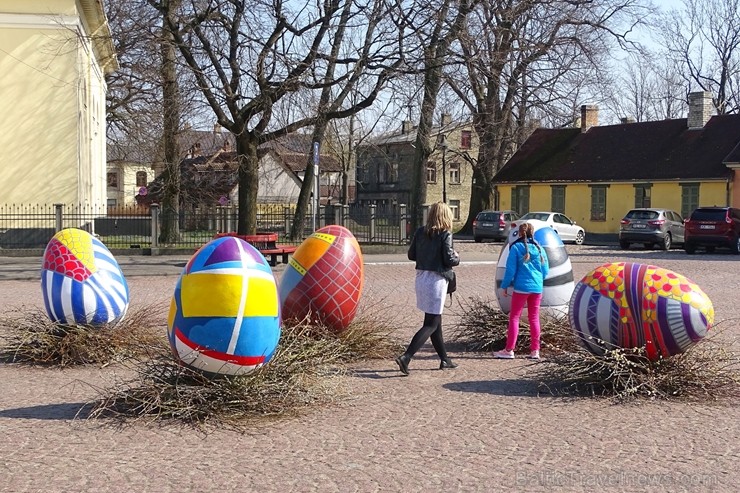 Travelnews.lv Lieldienās aicina apceļot Latviju un apskatīt virkni daudzveidīgu un interesantu svētku dekorāciju. Foto Ventspils TIC 251766
