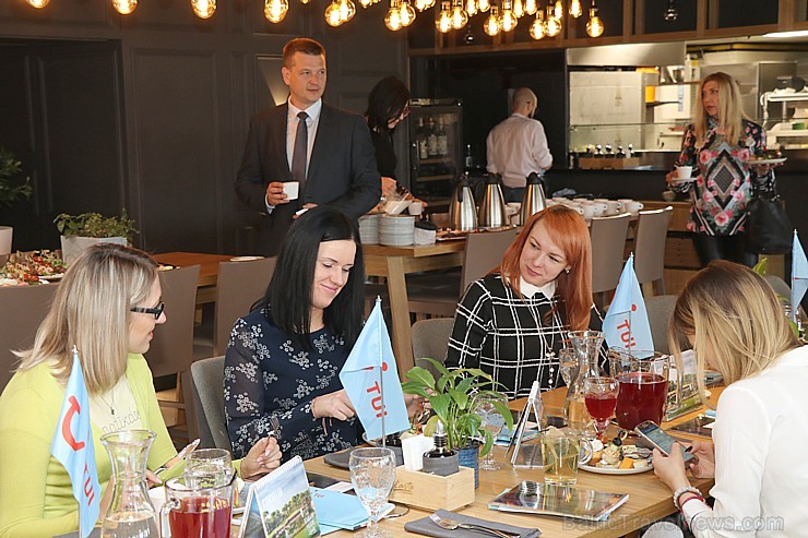«TUI Latvia» brokastu gaisotnē iepazīstina ceļojumu konsultantus ar Turcijas viesnīcu «Cornelia Deluxe Golf Resort Hotel» 251930