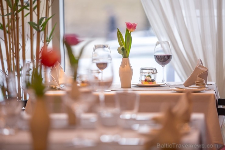 Restorānā Avalon  sagatavota pavasarīga Rīgas restorāna nedēļas maltīte, kas iepriecinās viesus līdz 2019. gada 1. maijam 252386