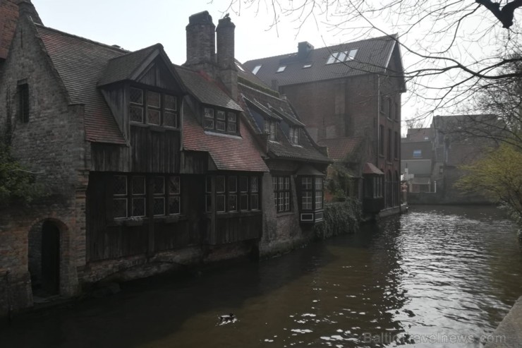 Latviešu ceļotāji, dodoties uz Nīderlandes plašajiem tulpju laukiem, izbauda arī Beļģijas vēsturisko pilsētu Brigi