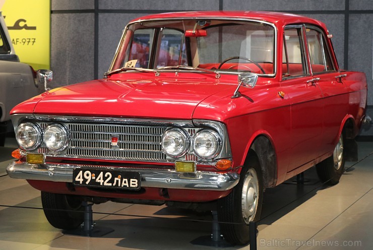 Rīgas Motormuzejs  atzīmē 30 gadu jubileju ar 2 īpašiem vāģiem «F/N type 2400» un «Citroen DS 19»