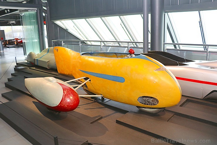 Rīgas Motormuzejs atzīmē 30 gadu jubileju ar 2 īpašiem vāģiem «F/N type 2400» un «Citroen DS 19» Rīgas Motormuzejs atzīmē 30 gadu jubileju ar 2 īpašiem vāģiem «F/N type 2400» un «Citroen DS 19» 252591